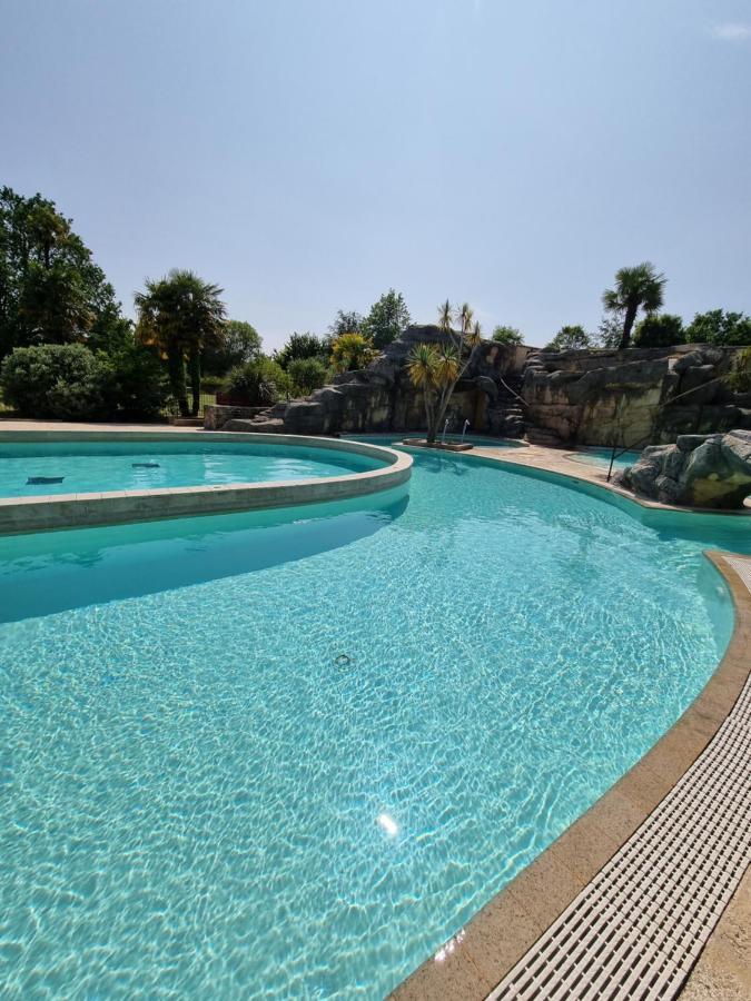 קמפר Camping De L Orangerie De Lanniron Mobilhome Esprit Zen R26 מראה חיצוני תמונה